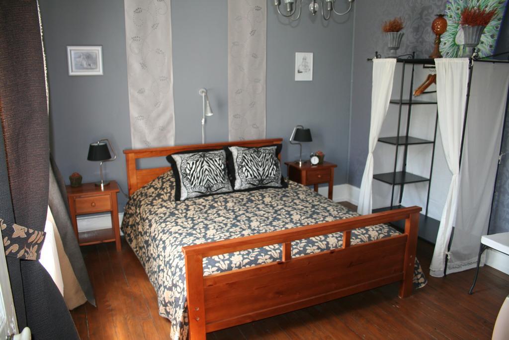 Bed and Breakfast La Mirabelle Cornimont Zimmer foto